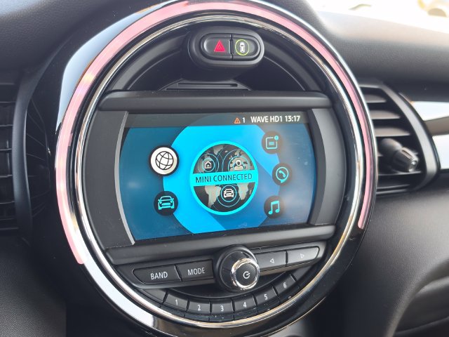 Used 2019 MINI Cooper S FWD image 19