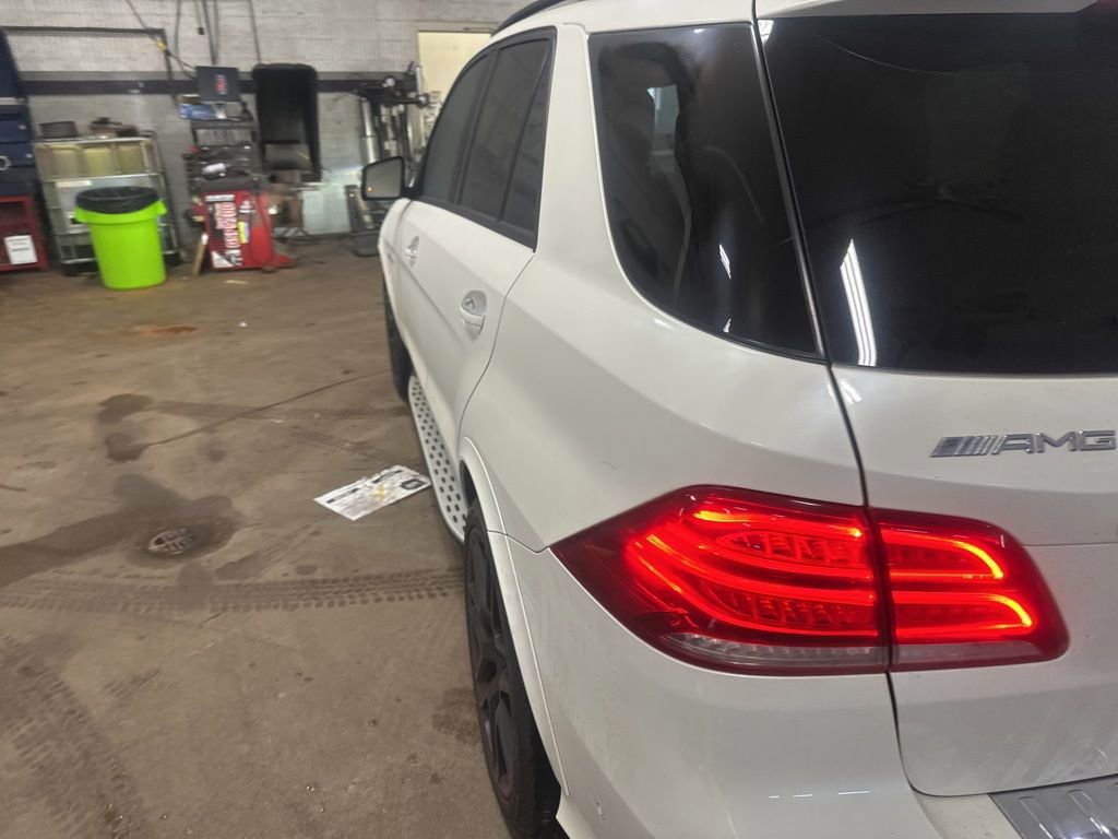 Used 2016 Mercedes-Benz GLE 63 AMG S image 2