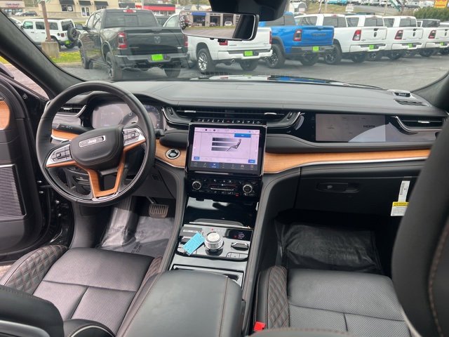 Used 2024 Jeep Grand Cherokee L Summit image 52