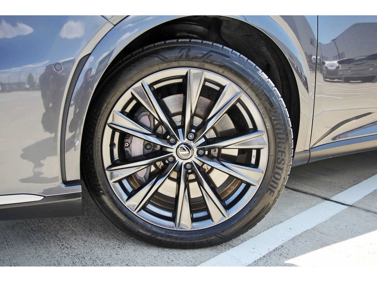 Used 2024 Lexus RX 350 F Sport w/ Convenience Package AWD/4WD image 30