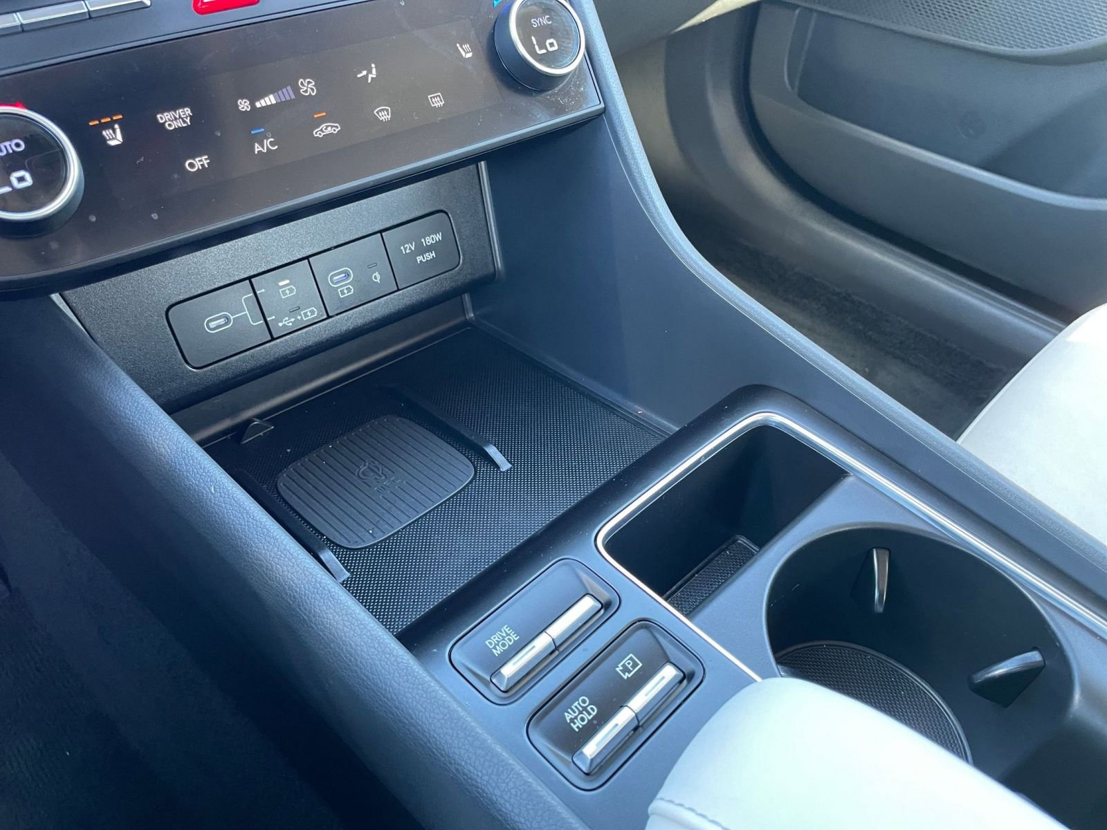 Used 2025 Hyundai Sonata SEL image 42