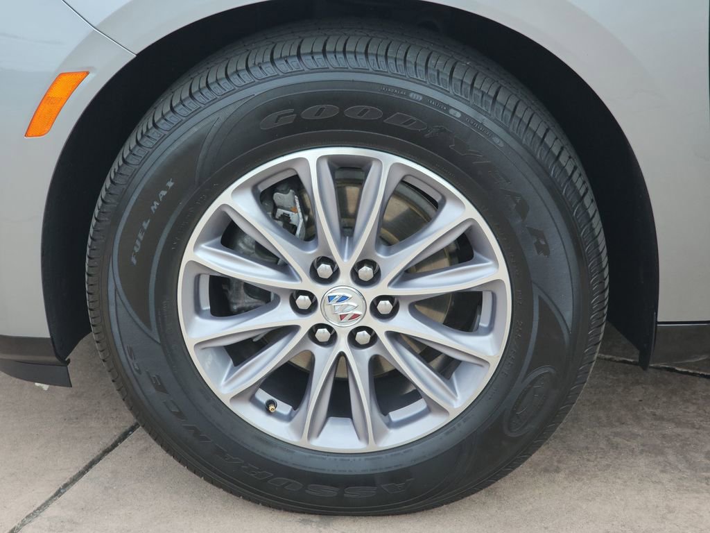 Used 2024 Buick Enclave Premium image 37