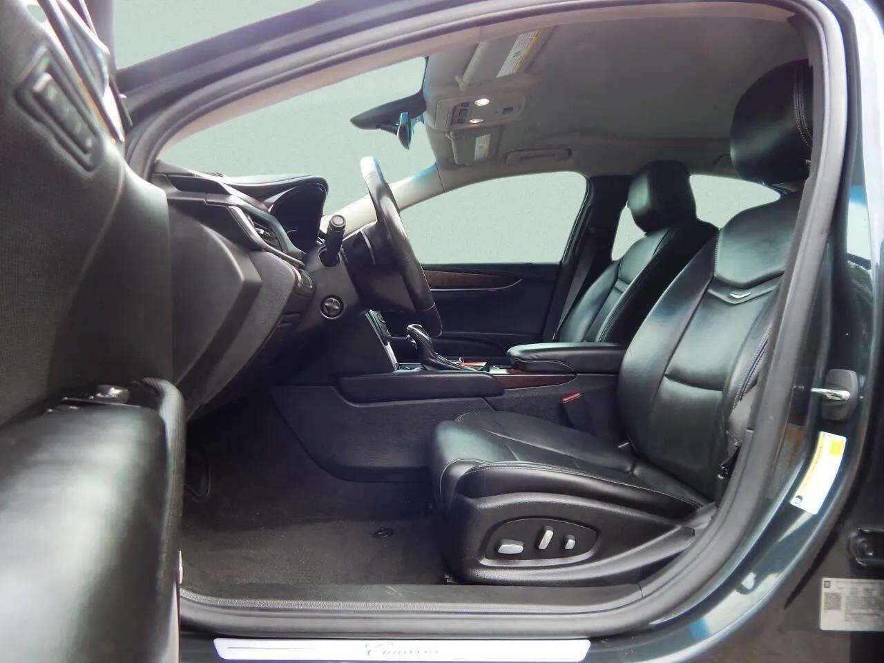 Used 2019 Cadillac XTS Luxury image 14