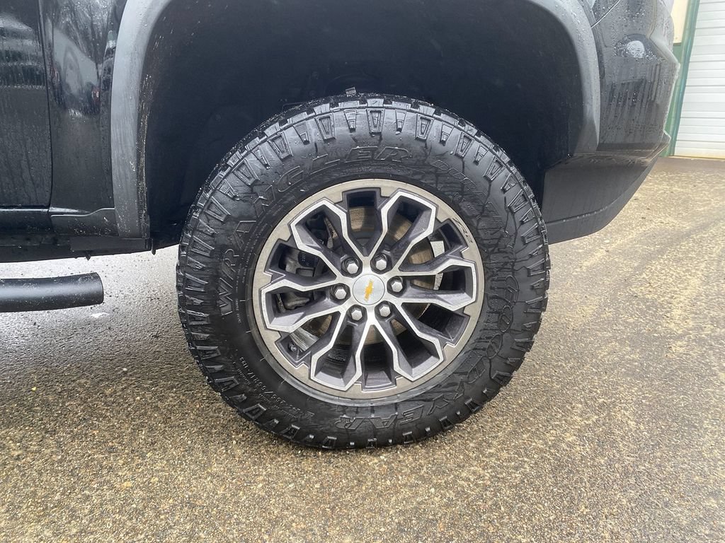 Used 2022 Chevrolet Colorado ZR2 AWD/4WD image 28