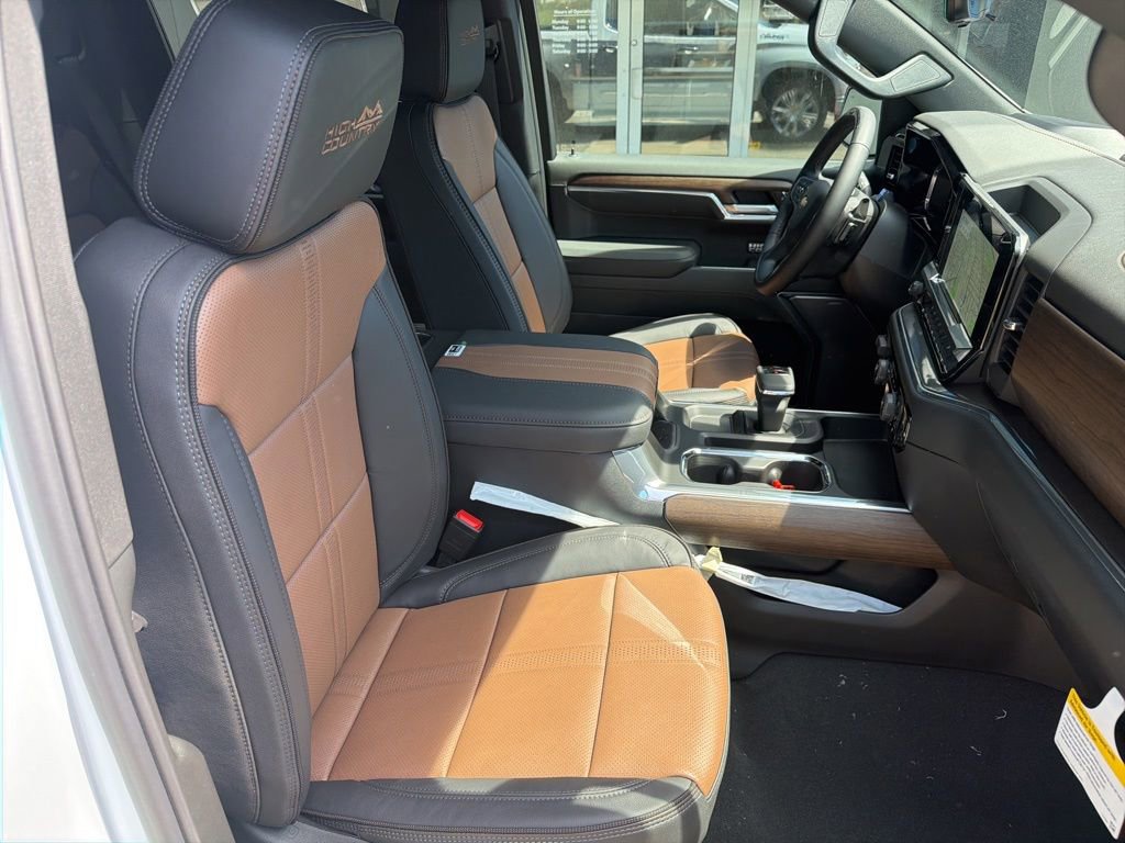 New 2026 Chevrolet Silverado 1500 High Country w/ Technology Package AWD/4WD image 23