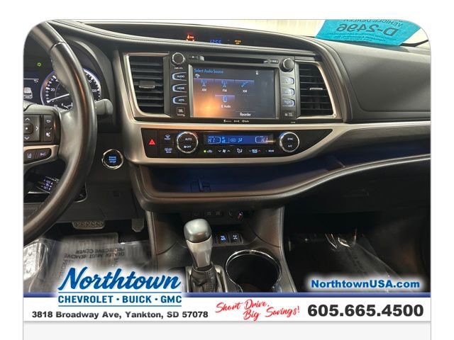 Used 2018 Toyota Highlander Limited image 18