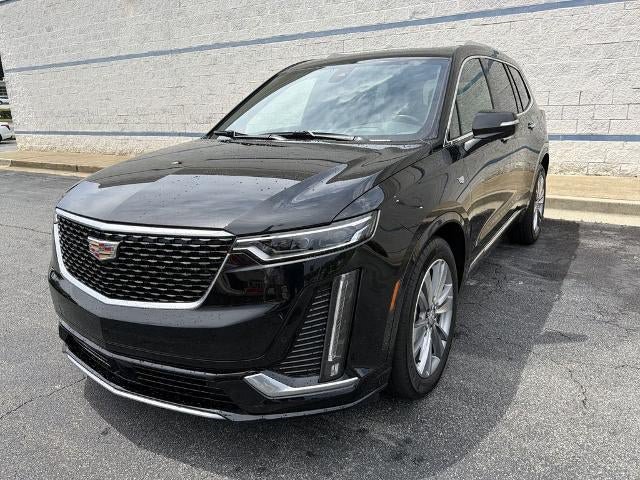 Used 2023 Cadillac XT6 Premium Luxury w/ Technology Package FWD image 5