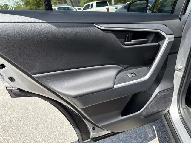 Certified 2025 Toyota RAV4 LE AWD/4WD image 12