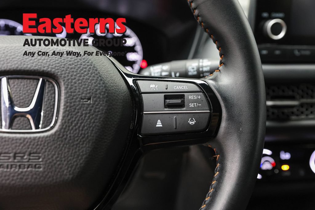 Used 2025 Honda HR-V Sport image 15