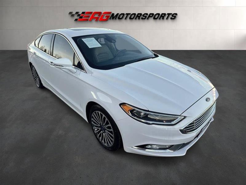 Used 2017 Ford Fusion SE w/ Fusion SE Technology Package image 4
