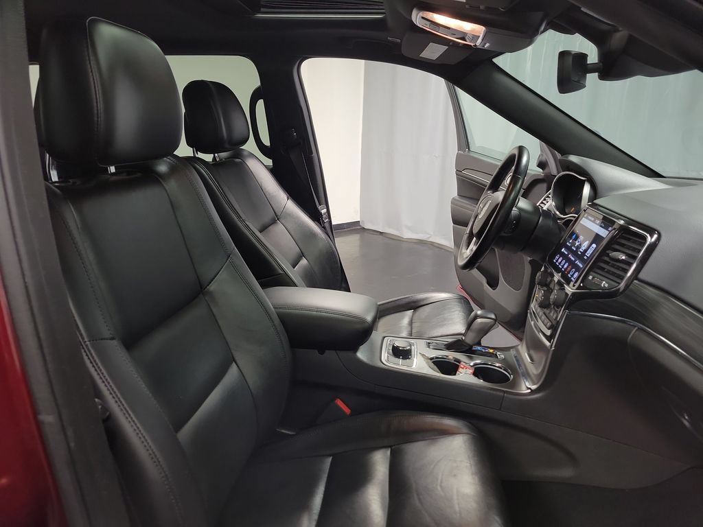Used 2020 Jeep Grand Cherokee Limited AWD/4WD image 34