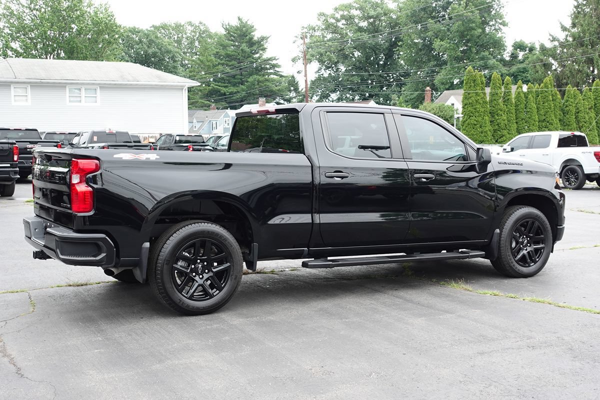 Used 2024 Chevrolet Silverado 1500 Custom AWD/4WD image 3