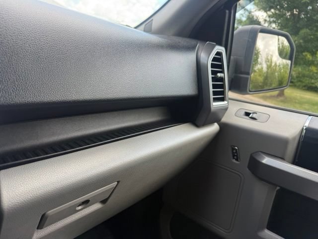 Used 2016 Ford F150 XLT w/ Equipment Group 301A Mid AWD/4WD image 34