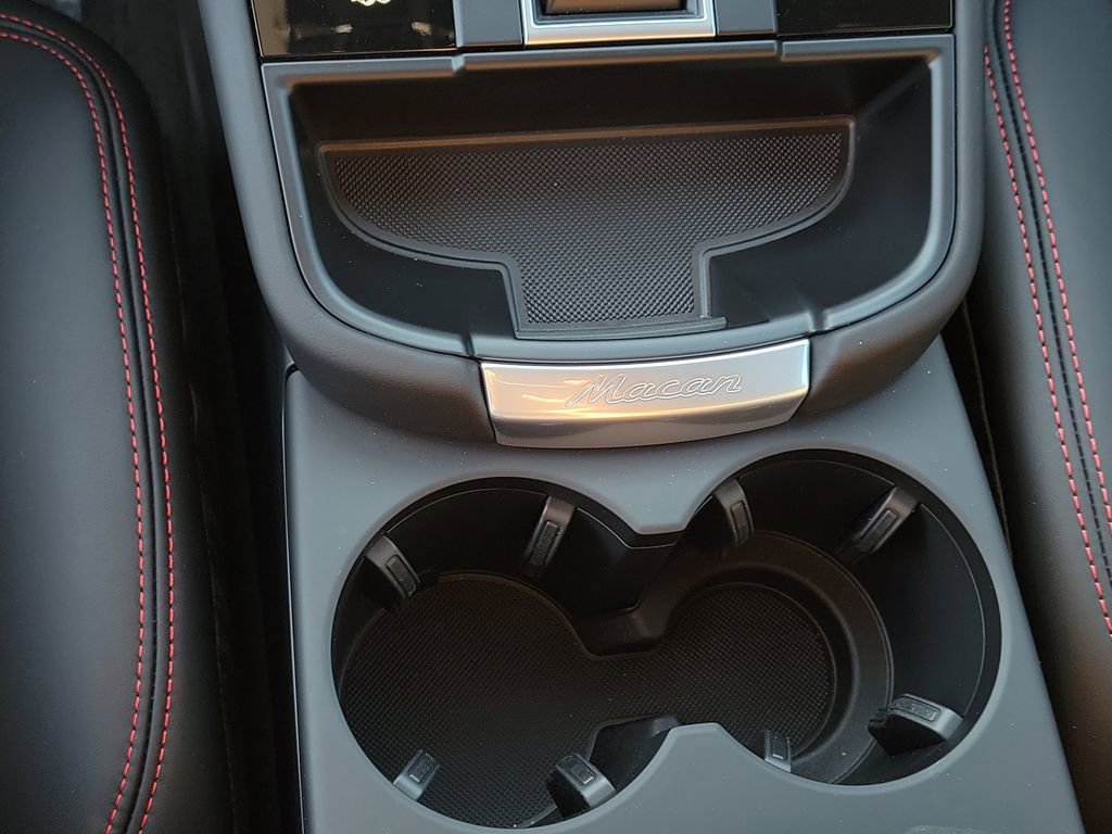 New 2026 Porsche Macan GTS image 33