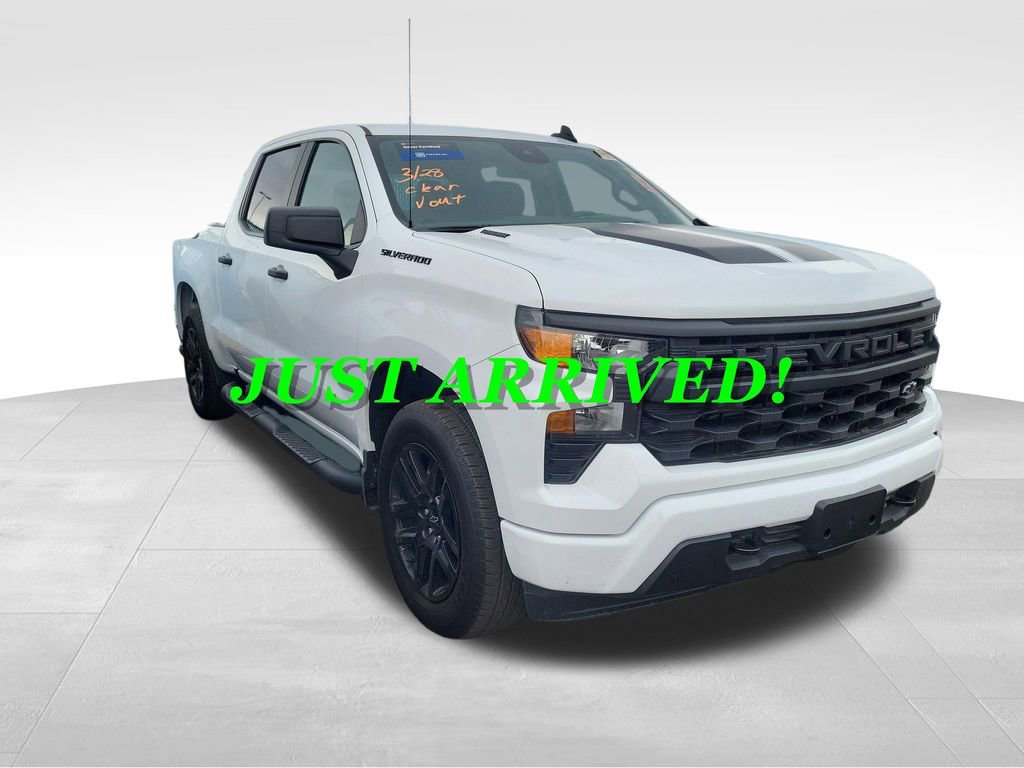 Used 2025 Chevrolet Silverado 1500 Custom w/ Rally Edition image 3