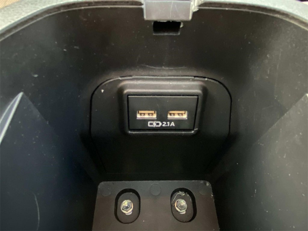 Used 2021 Toyota RAV4 XLE w/ Convenience Package image 20