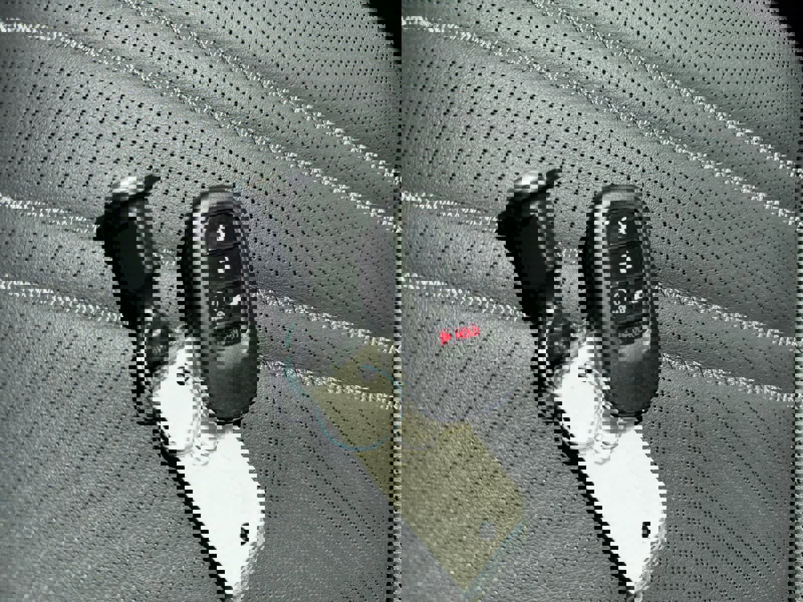 Used 2024 Honda HR-V EX-L image 10