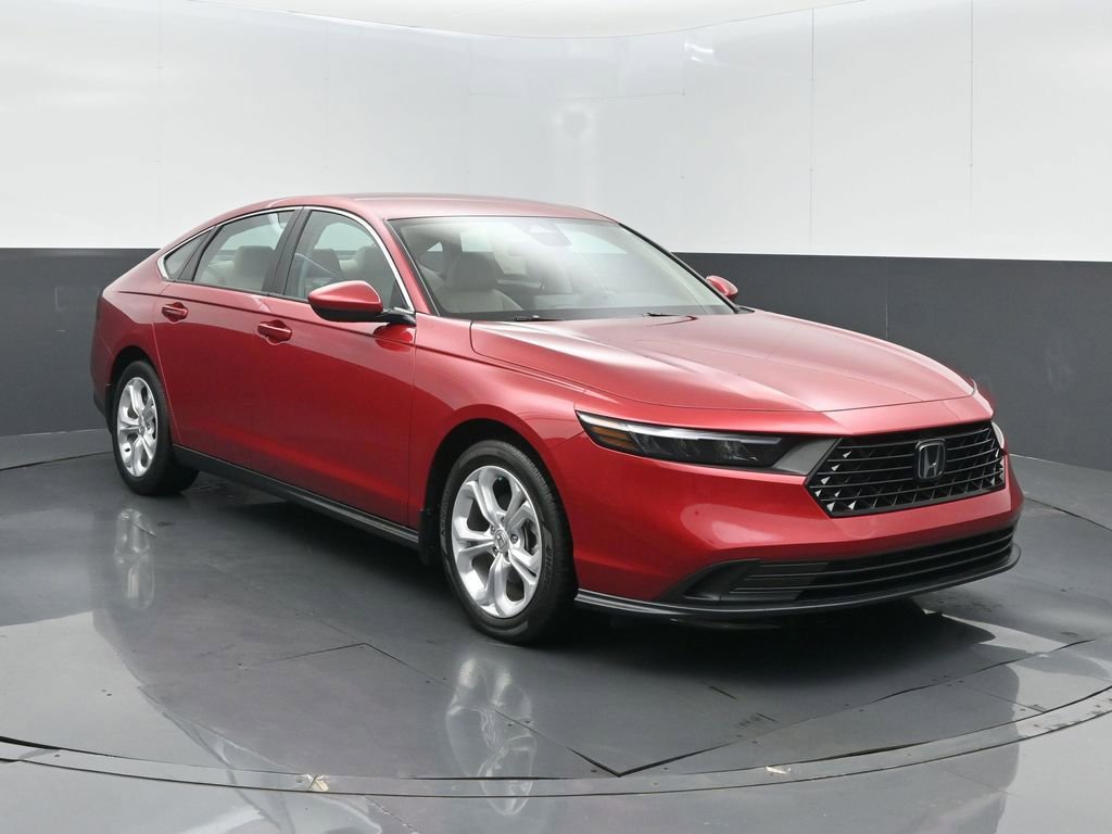Certified 2024 Honda Accord LX image 3