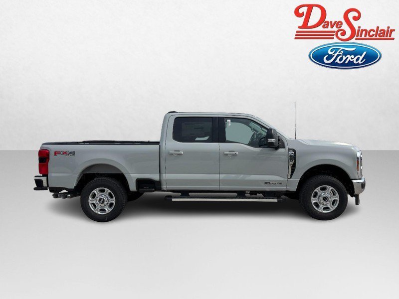 New 2026 Ford F250 XLT w/ XLT Premium Package AWD/4WD image 5