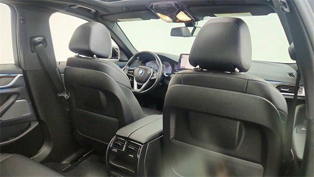 Used 2023 BMW 530e xDrive w/ Premium Package image 26