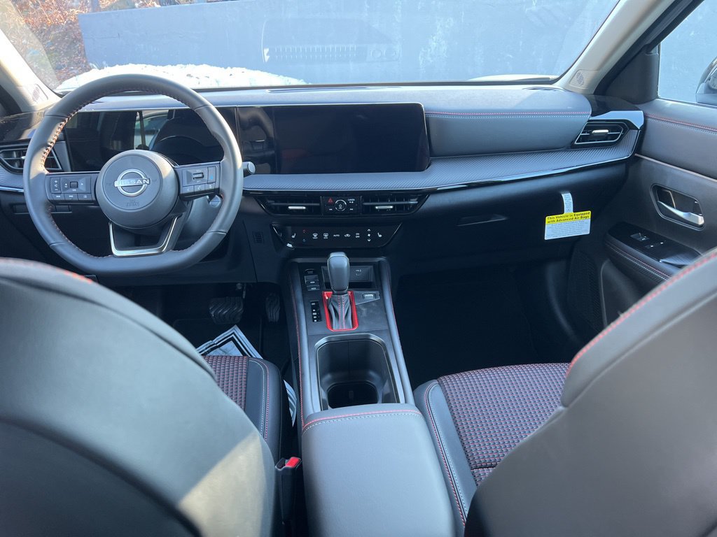 New 2026 Nissan Kicks SR w/ Cold Weather Package AWD/4WD image 29