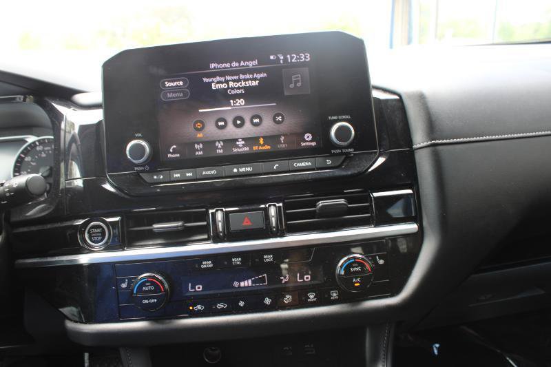 Used 2023 Nissan Pathfinder SV FWD image 20