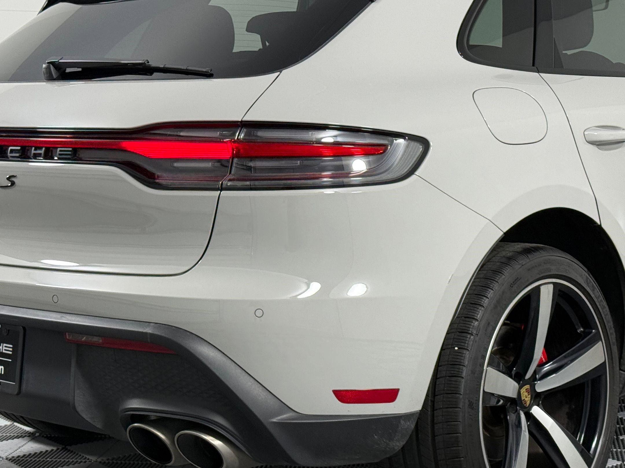 Certified 2024 Porsche Macan S image 13