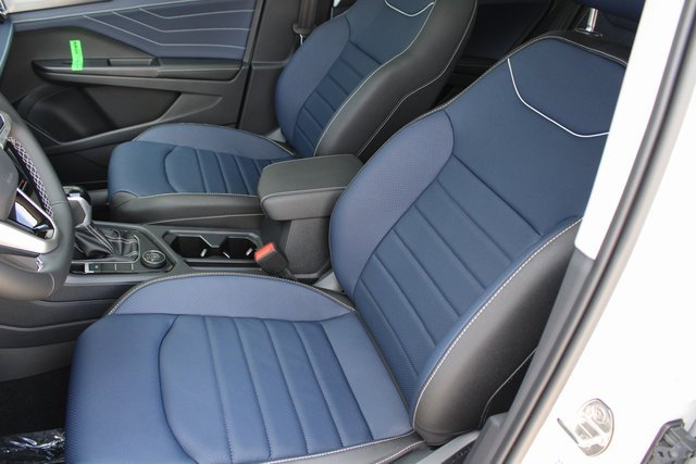 New 2025 Volkswagen Taos SEL image 19