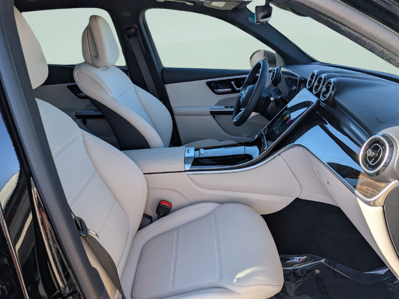 New 2027 Mercedes-Benz GLC 300 image 7
