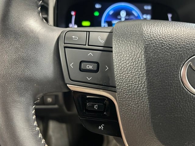 Used 2025 Toyota Camry SE w/ Convenience Package AWD/4WD image 29