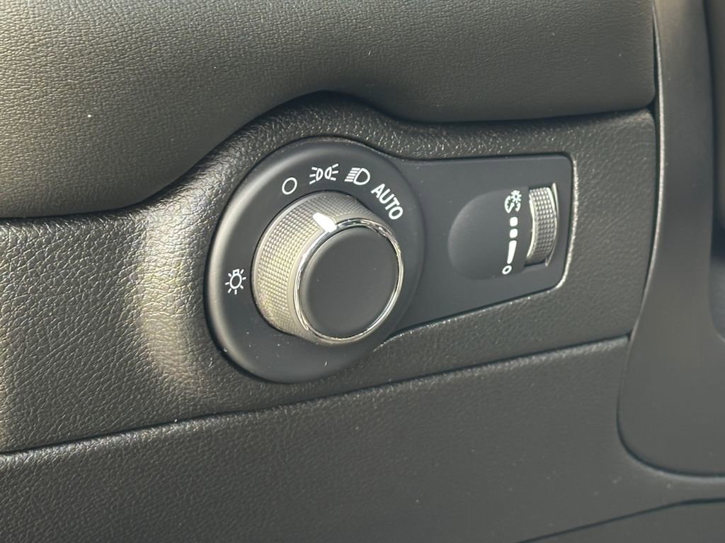 Used 2024 Dodge Durango R/T image 22