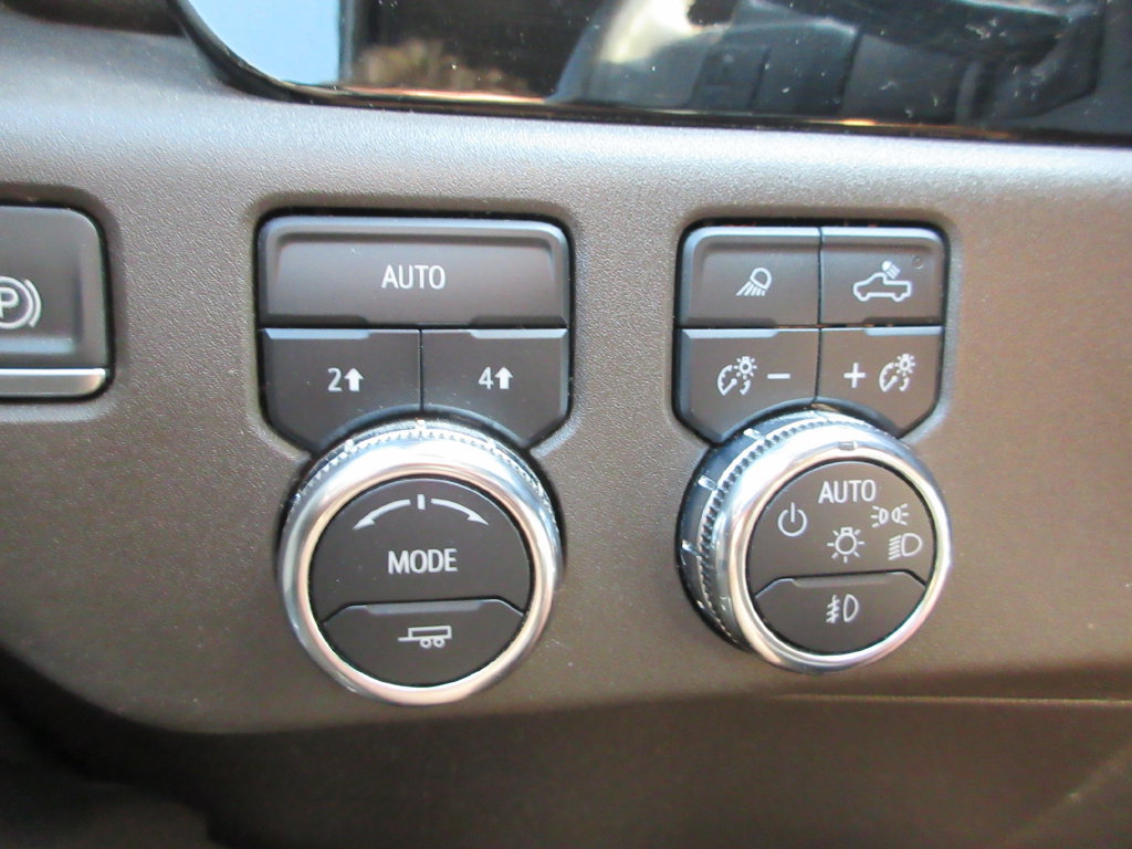 Certified 2023 GMC Sierra 1500 SLT w/ SLT Premium Package AWD/4WD image 33