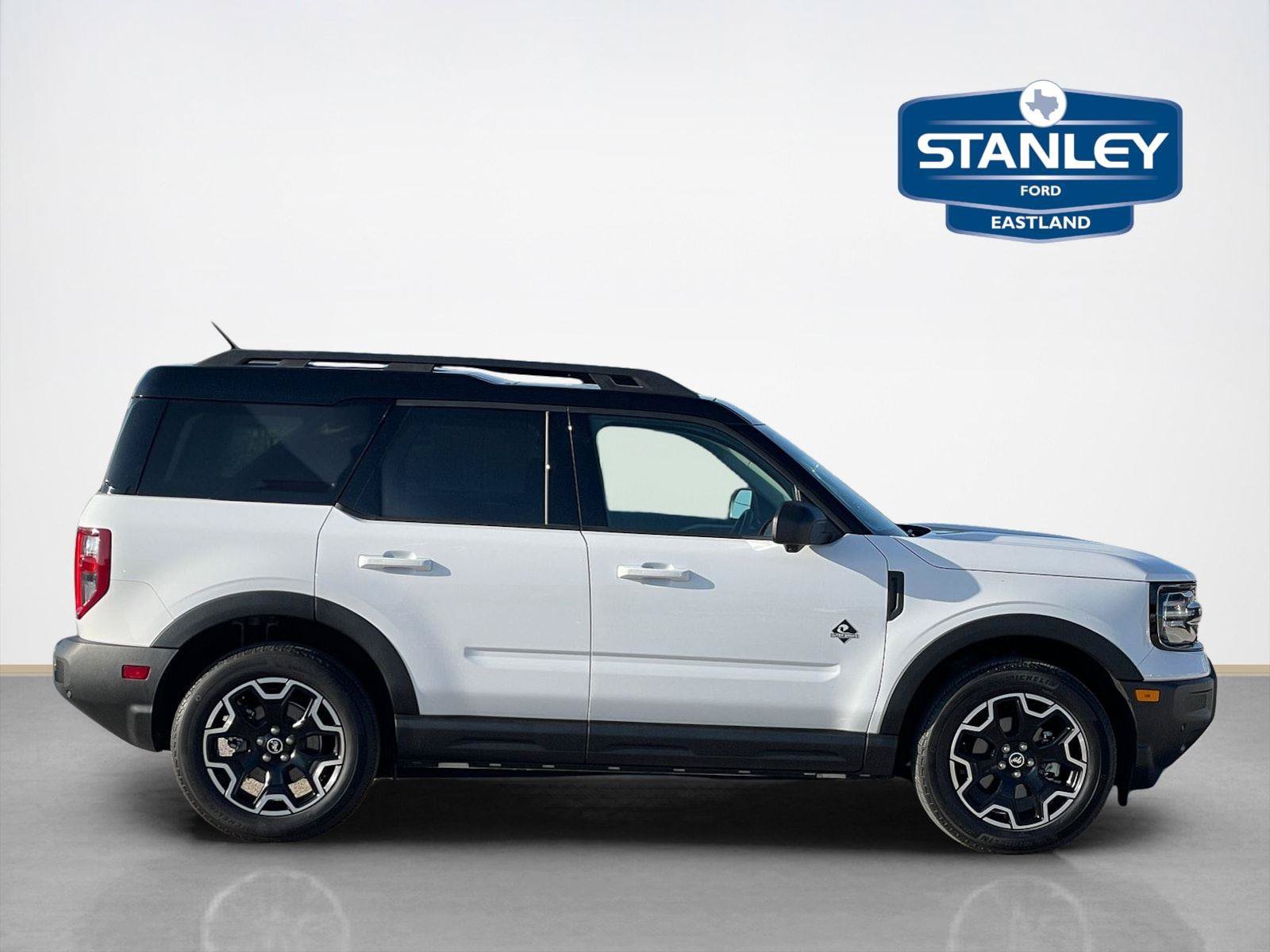 Used 2025 Ford Bronco Sport Outer Banks w/ Outer Banks Tech Package+ AWD/4WD image 9