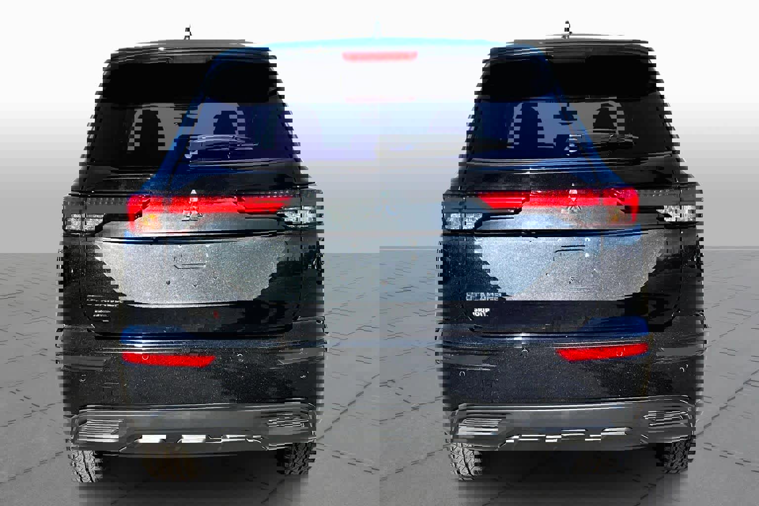 Used 2023 Mitsubishi Outlander ES image 5