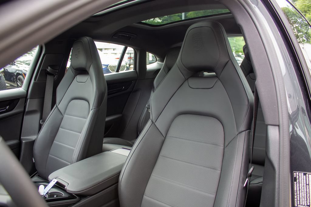 Used 2026 Porsche Panamera 4 AWD/4WD image 11