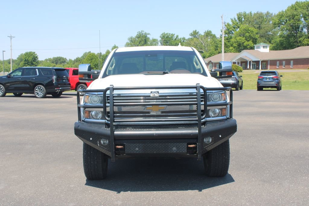 Used 2015 Chevrolet Silverado 2500 High Country w/ High Country Premium Package AWD/4WD image 3