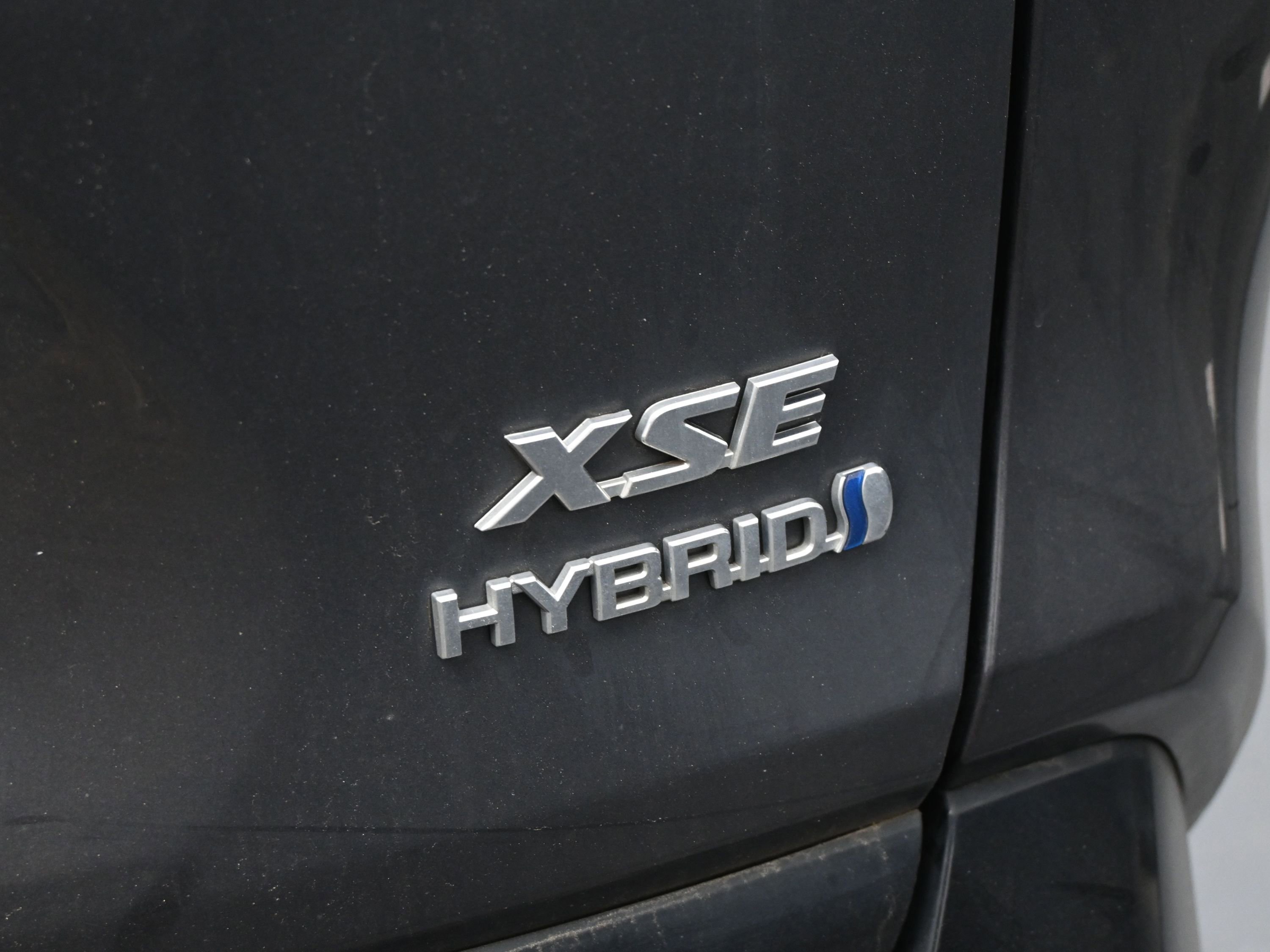 Used 2021 Toyota RAV4 XSE image 21