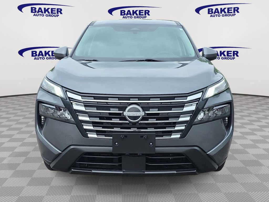 Used 2024 Nissan Rogue SV AWD/4WD image 8