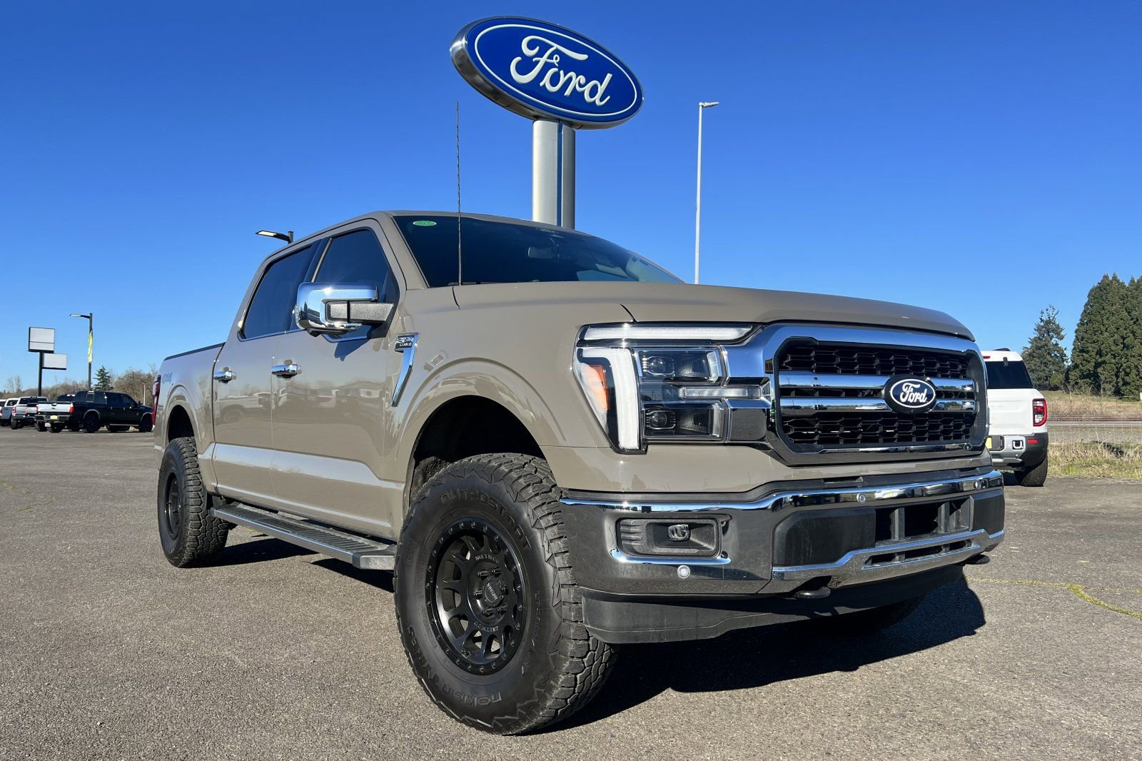 New 2025 Ford F150 Lariat w/ Equipment Group 501A Mid image 24