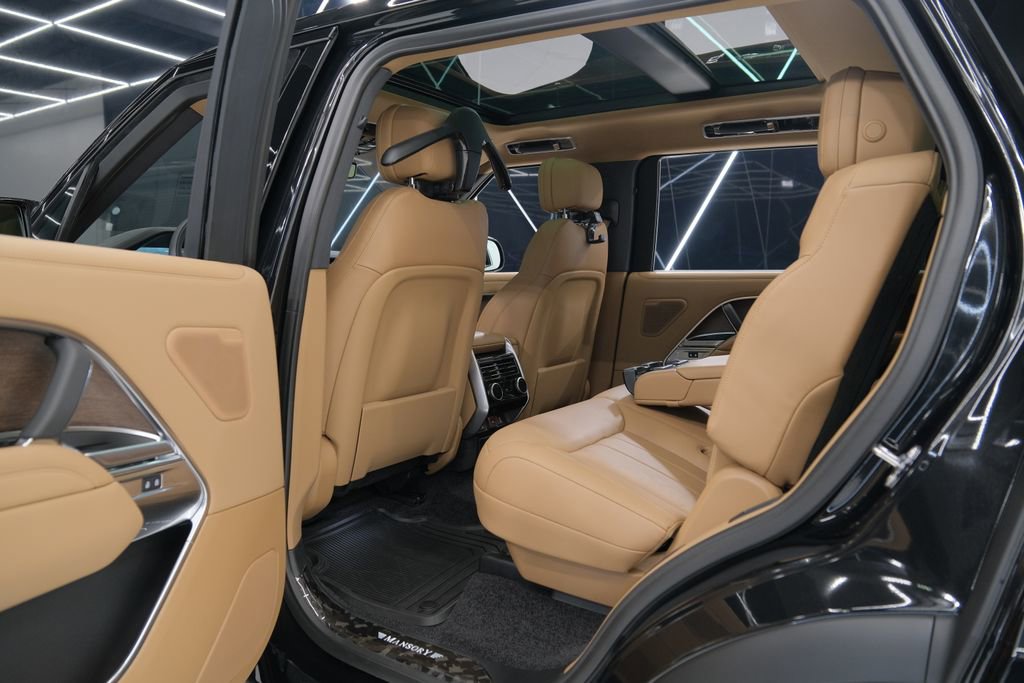 Used 2026 Land Rover Range Rover Long Wheelbase SE image 58