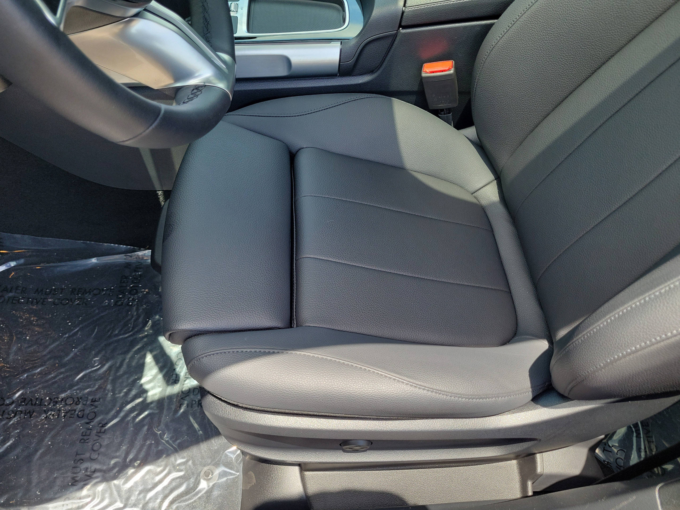 Used 2026 Mercedes-Benz GLB 250 image 27