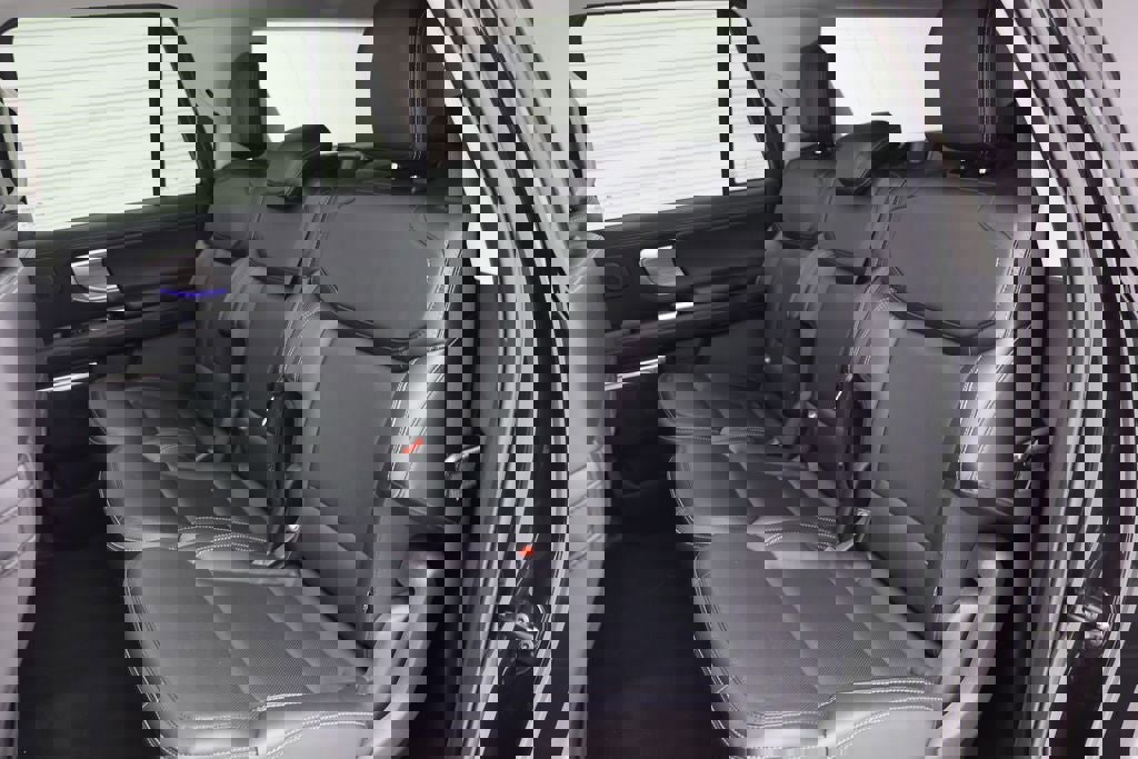 Used 2025 Ford Expedition Max Platinum w/ Driver's Package image 11