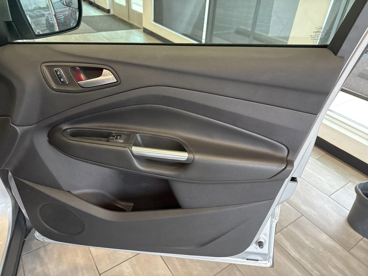 Used 2016 Ford Escape Titanium image 35