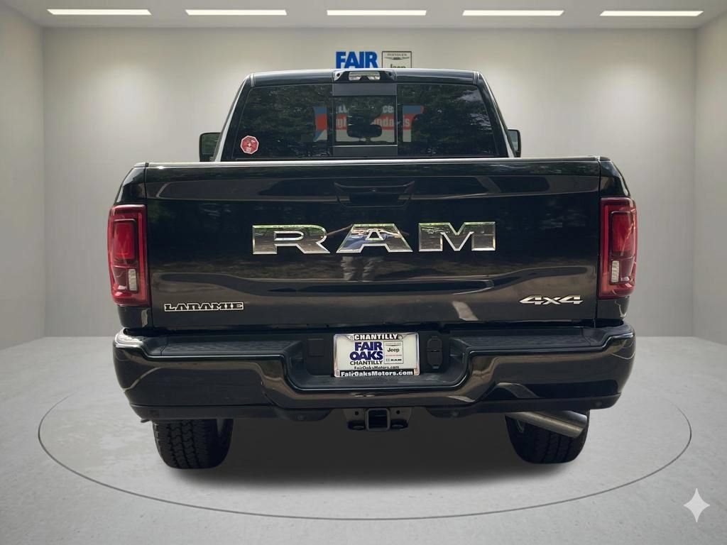 New 2026 RAM 2500 Laramie AWD/4WD image 7