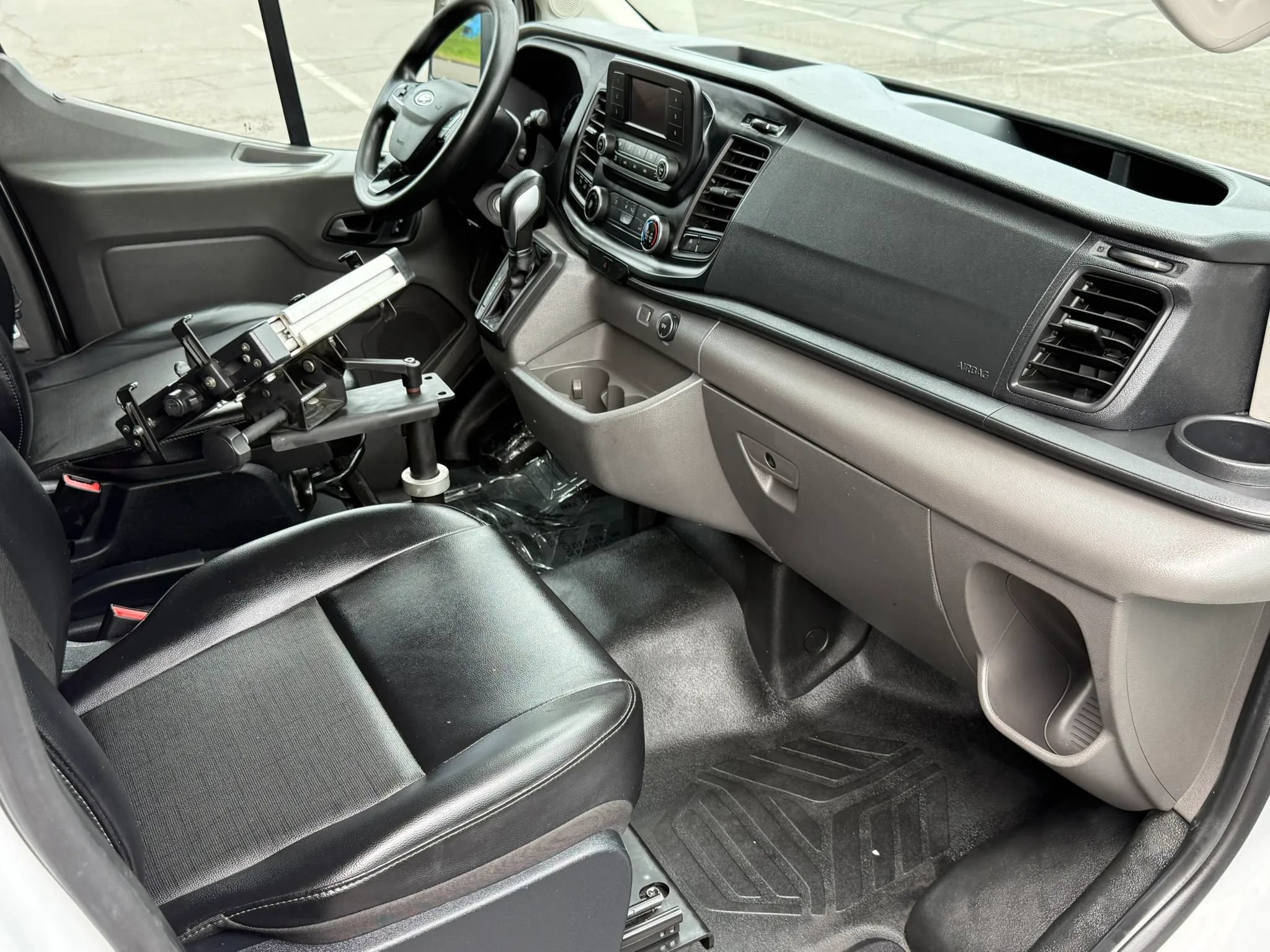 Used 2020 Ford Transit 350 Medium Roof RWD image 15