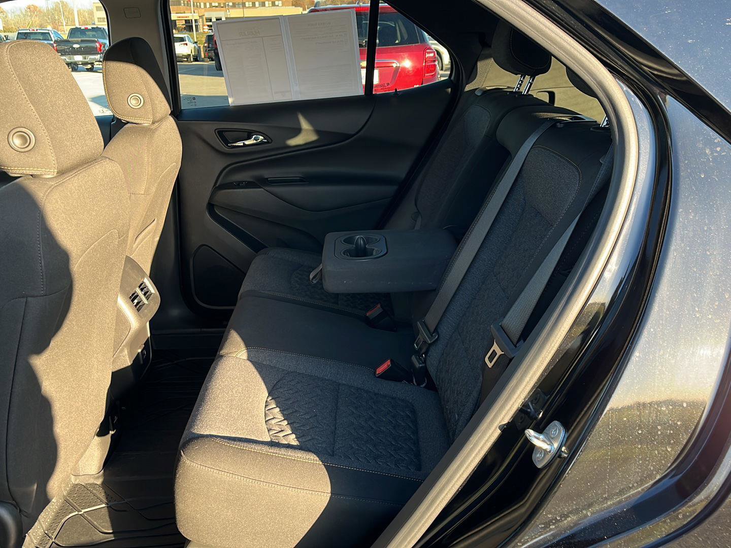 Used 2023 Chevrolet Equinox LT image 32