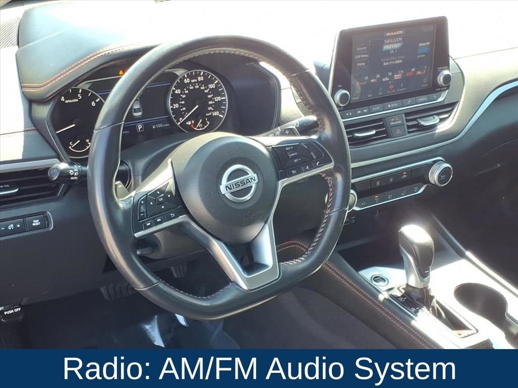 Used 2022 Nissan Altima 2.5 SR image 2