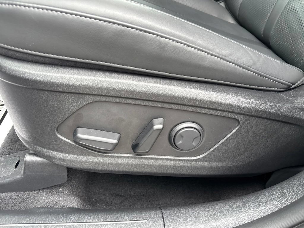 Used 2026 Kia Sorento S FWD image 23