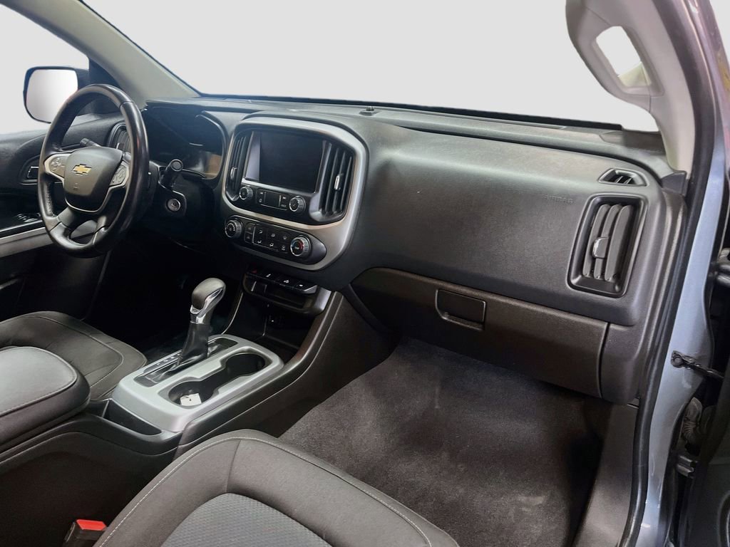 Used 2022 Chevrolet Colorado LT w/ LT Convenience Package AWD/4WD image 27