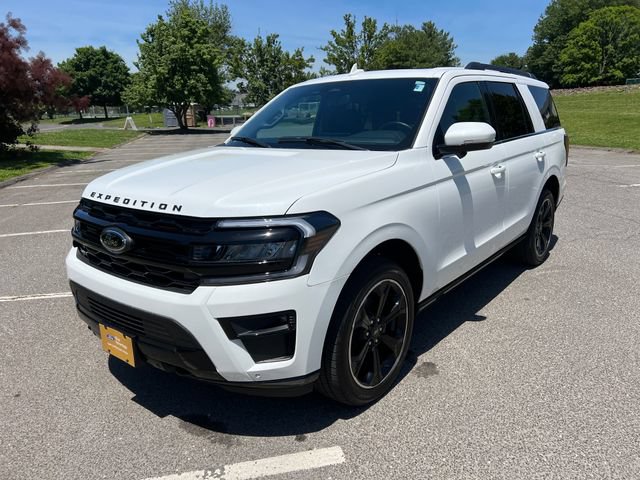 Certified 2023 Ford Expedition Limited AWD/4WD image 6